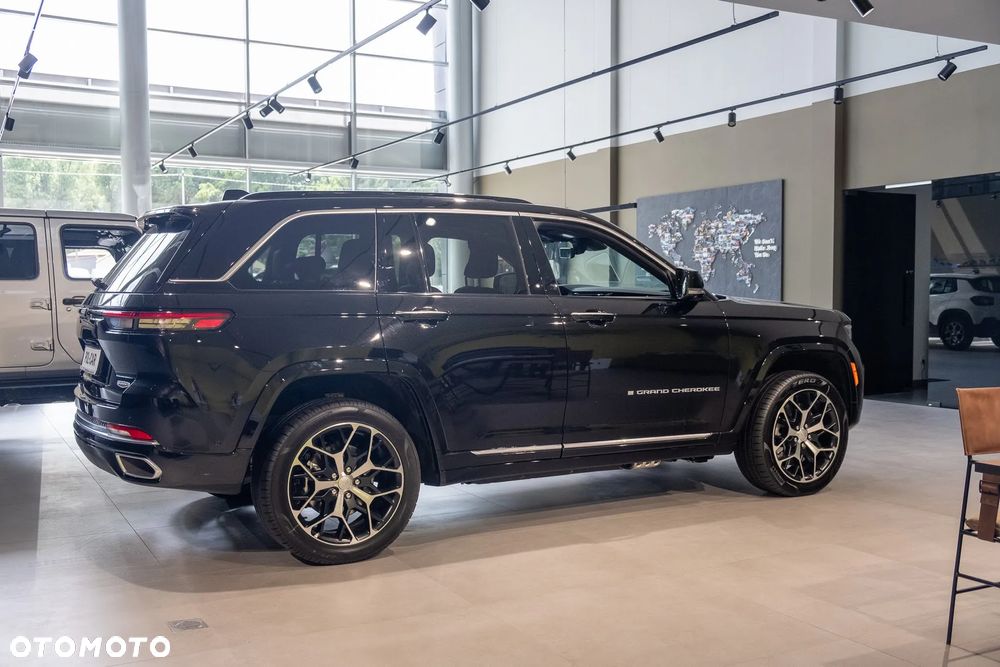 Jeep Grand Cherokee ver-2-0-4xe-phev-summit-reserve - 5