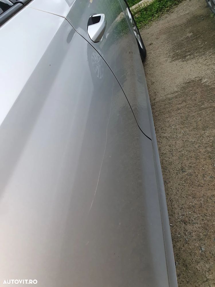 Skoda Octavia Combi 2.0 TDI Tour - 31