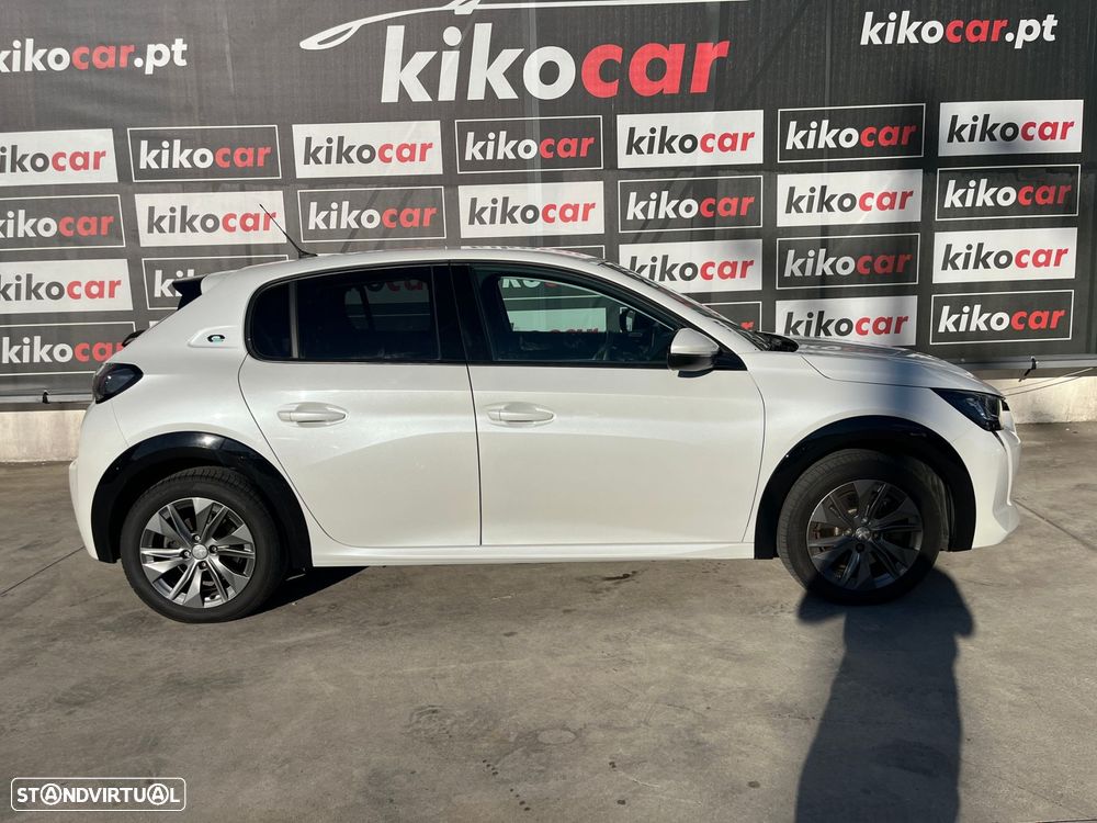 Peugeot e-208 Allure - 5