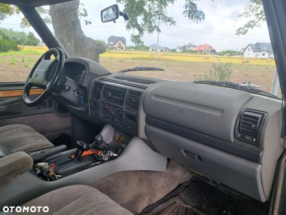 Land Rover Range Rover - 22
