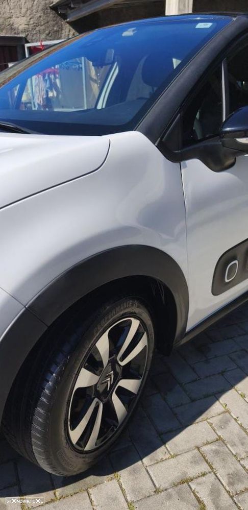 Citroën C3 Pure Tech Elle - 2