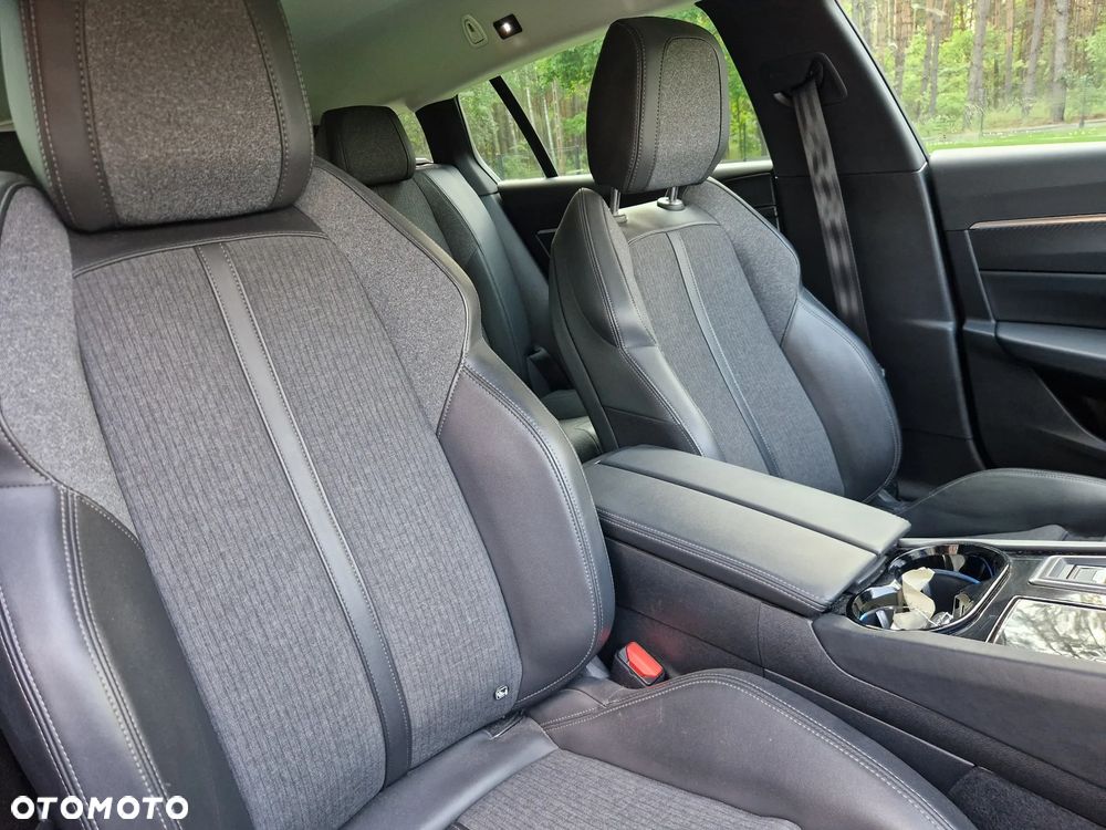 Peugeot 508 PureTech 180 EAT8 Allure - 23