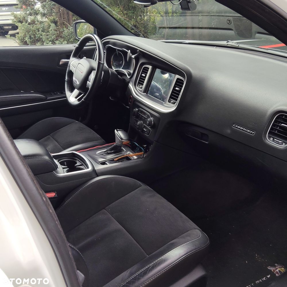 Dodge Charger - 6