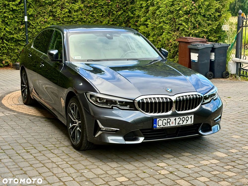 BMW Seria 3 330e Luxury Line sport - 15