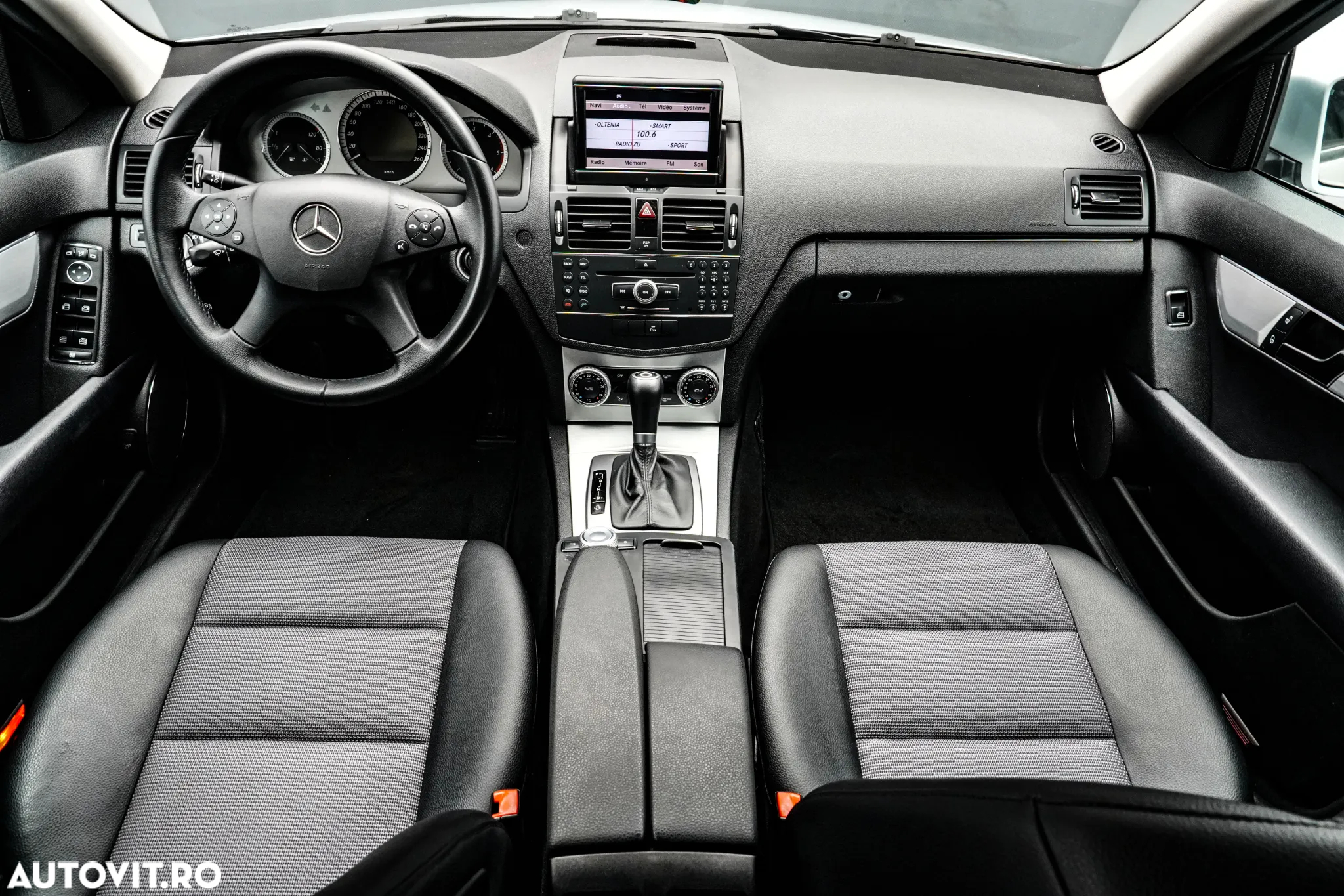 Mercedes-Benz C - 8