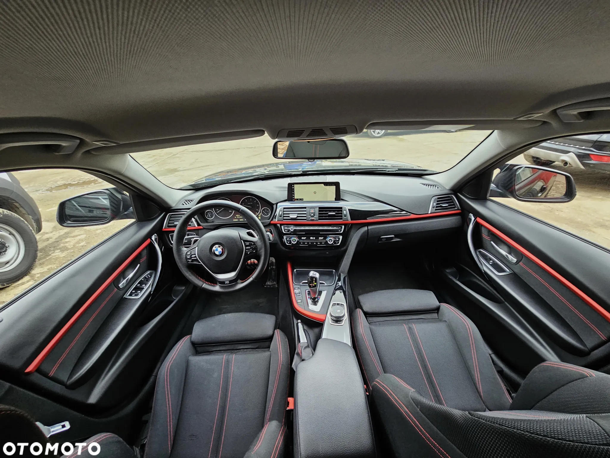 BMW Seria 3 320d Sport Line - 8