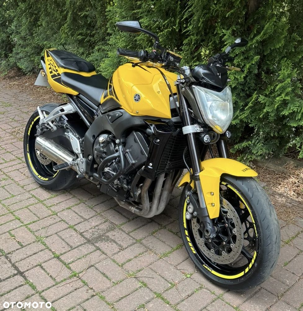 Yamaha FZ - 1