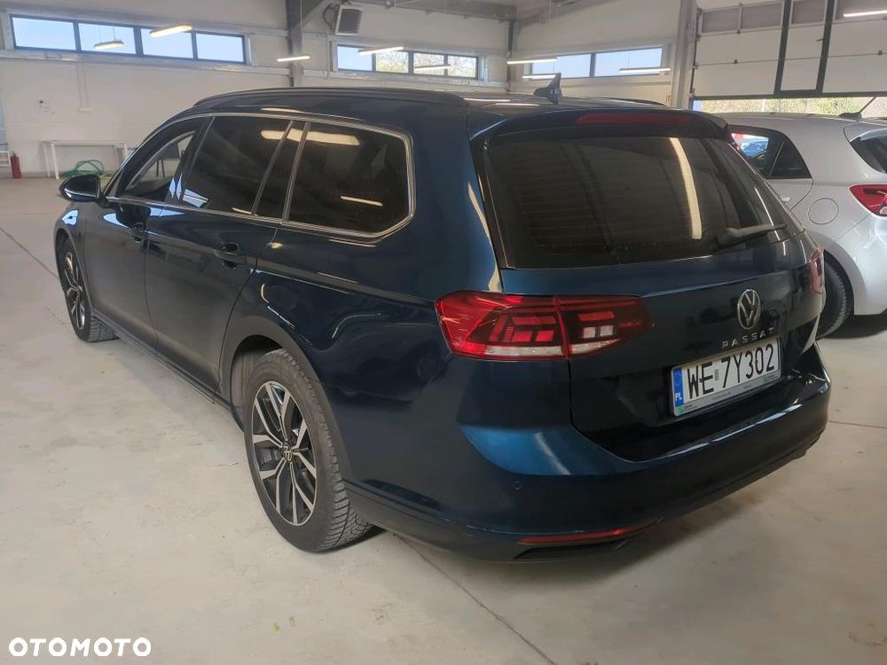 Volkswagen Passat 2.0 TDI EVO Business DSG - 3