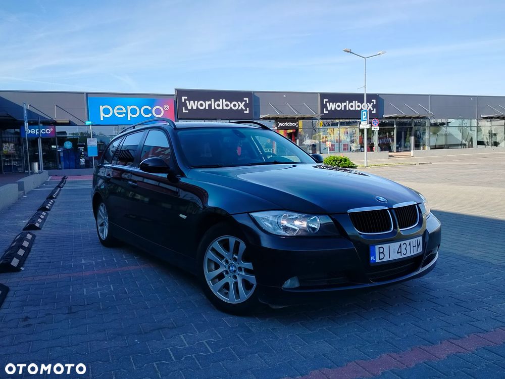 BMW Seria 3 318d DPF - 1