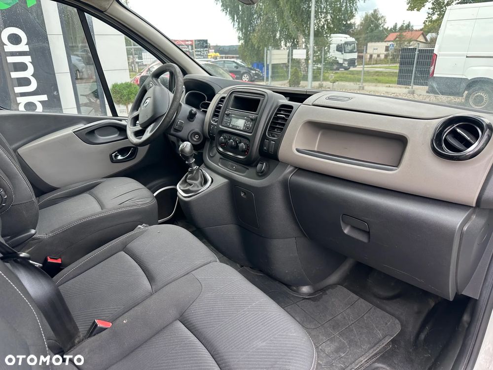 Renault Trafic - 10