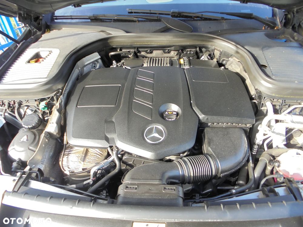 Mercedes-Benz GLC 300 de 4Matic 9G-TRONIC - 34
