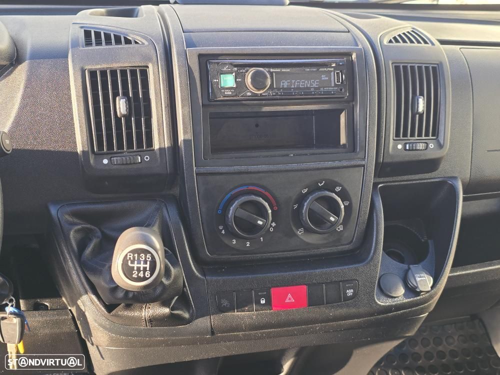 Peugeot Boxer 2.0 BlueHDi Caixa Aberta 3Lug. - 15