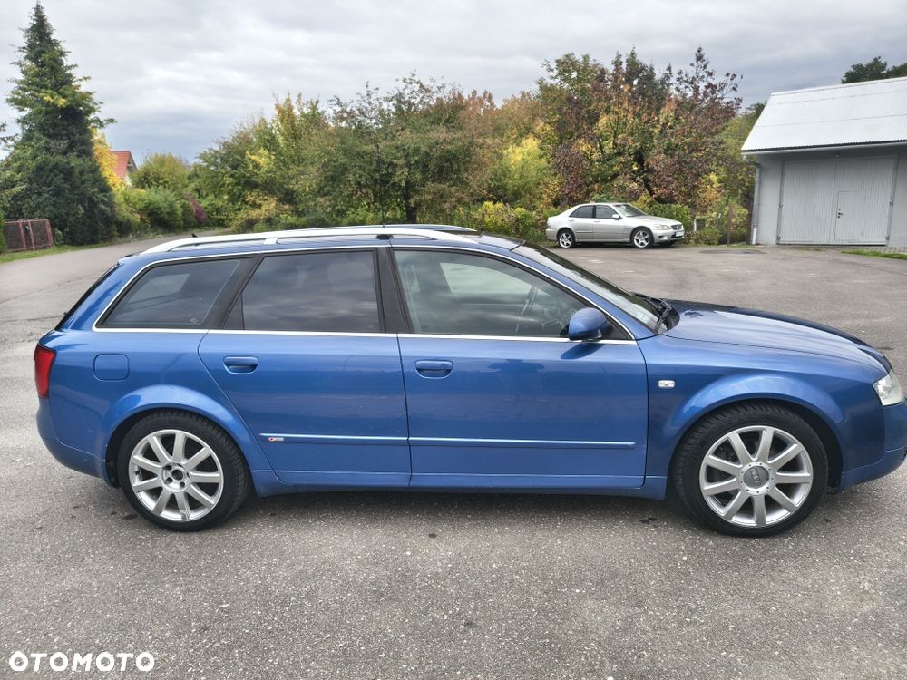 Audi A4 Avant - 2