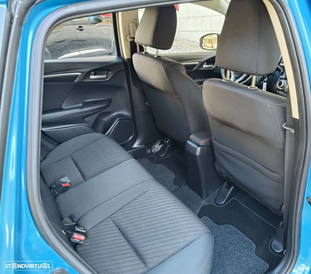 Honda Jazz 1.5 i-VTEC Dynamic+Conn.Navi - 23