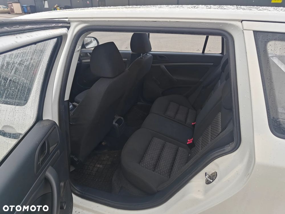 Skoda Octavia 1.6 TDI DPF Ambition - 20