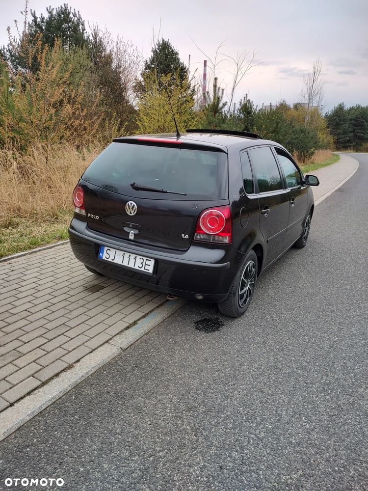 Volkswagen Polo - 2