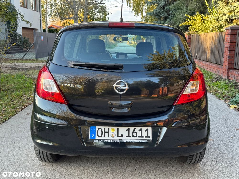 Opel Corsa 1.4 16V Edition - 10