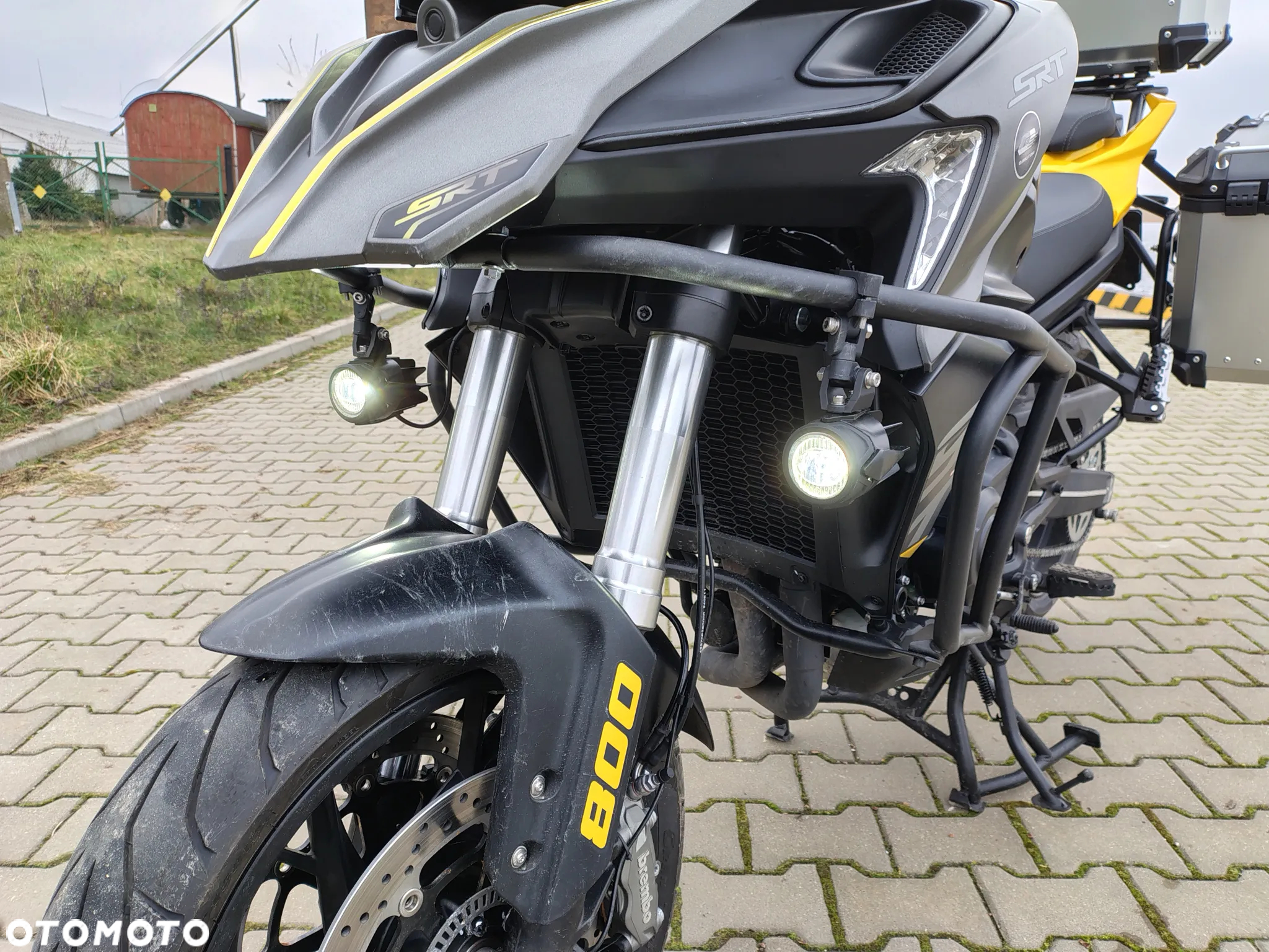 QJMOTOR SRT 800S - 9