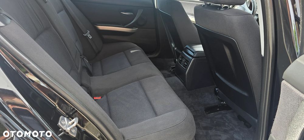 BMW Seria 3 - 39