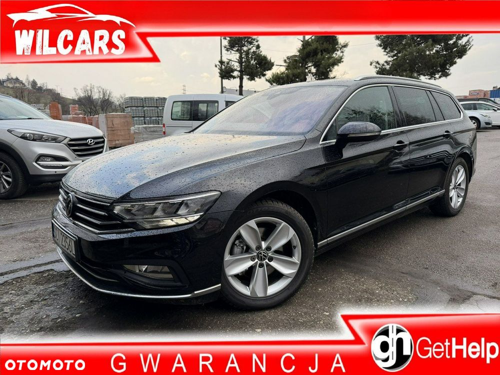 Volkswagen Passat - 1