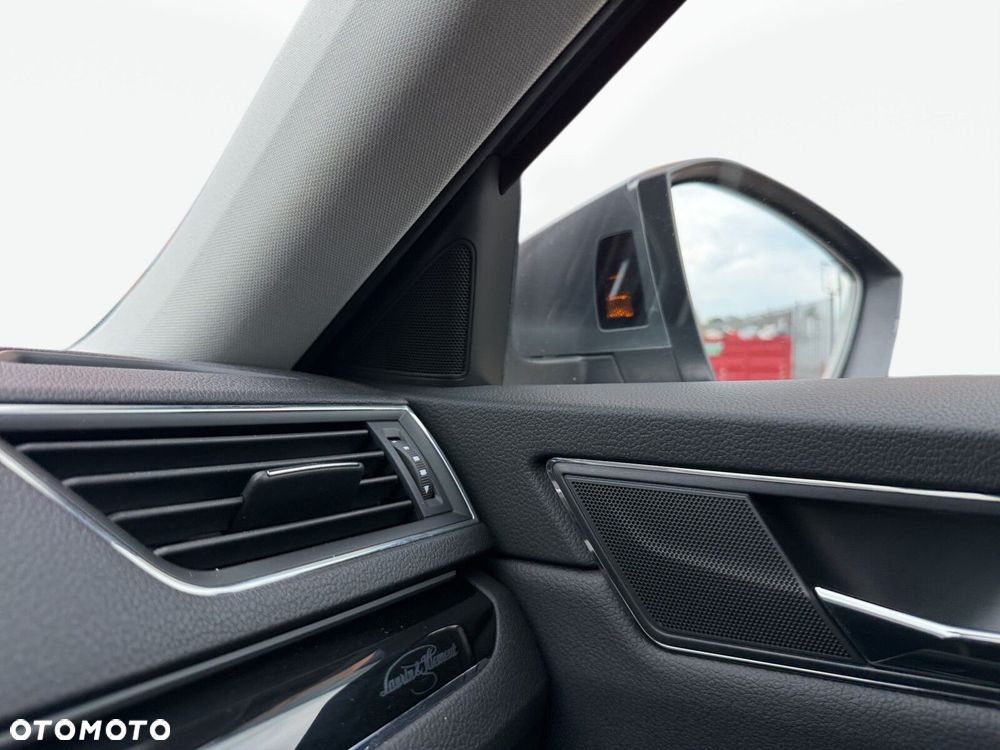 Skoda Superb 2.0 TDI SCR L&K DSG - 28
