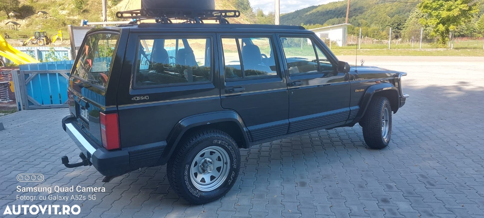 Jeep Cherokee - 6