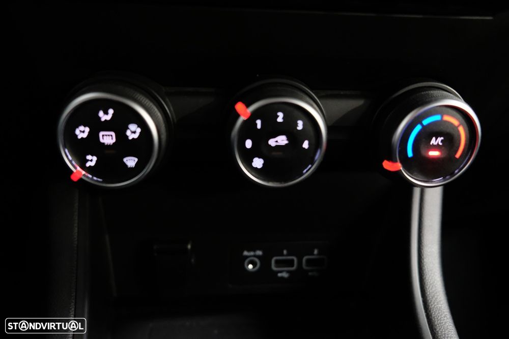 Renault Captur 1.5 dCi Exclusive - 24