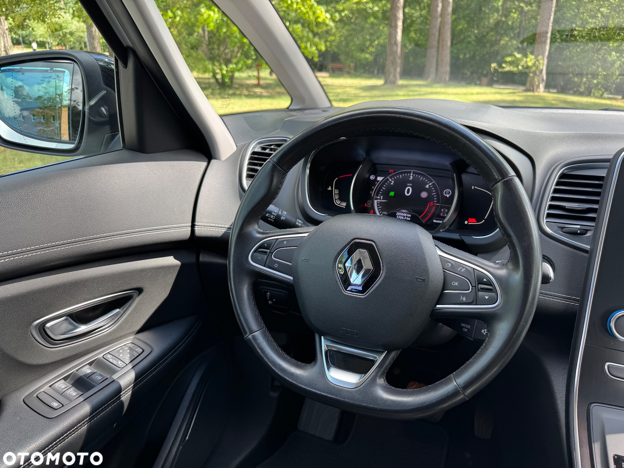 Renault Scenic - 18