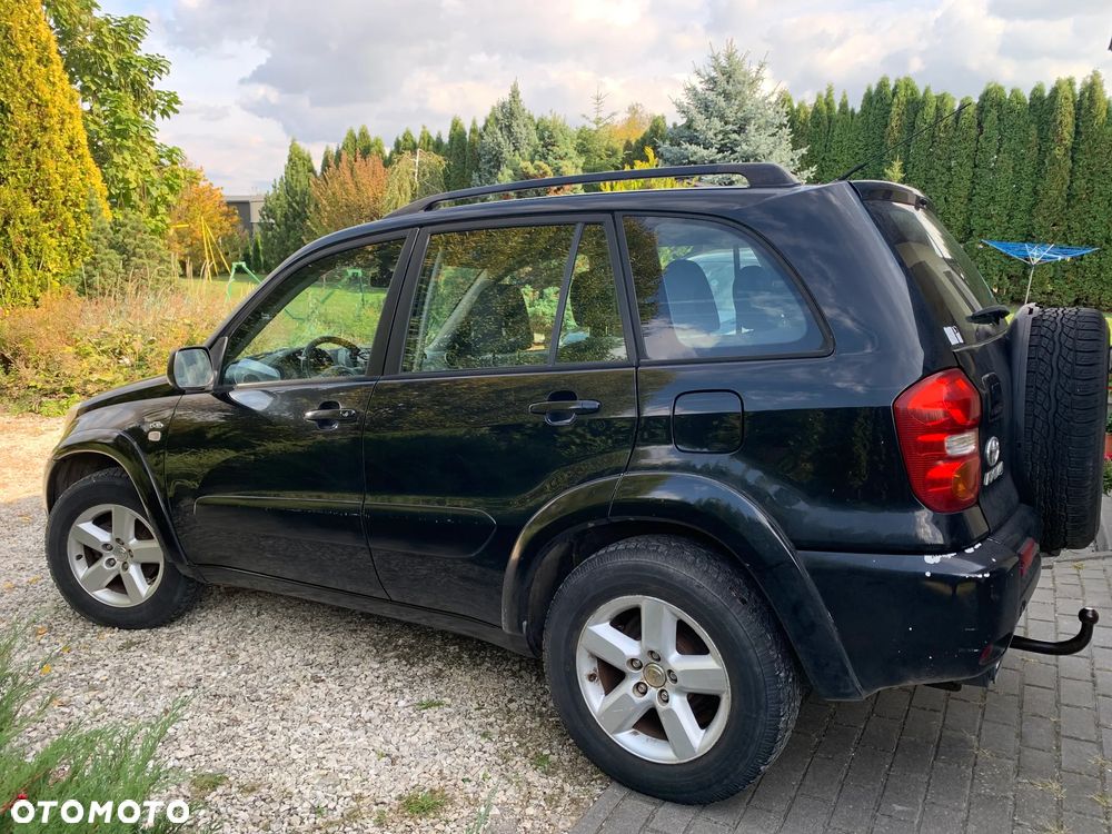 Toyota RAV4 - 4