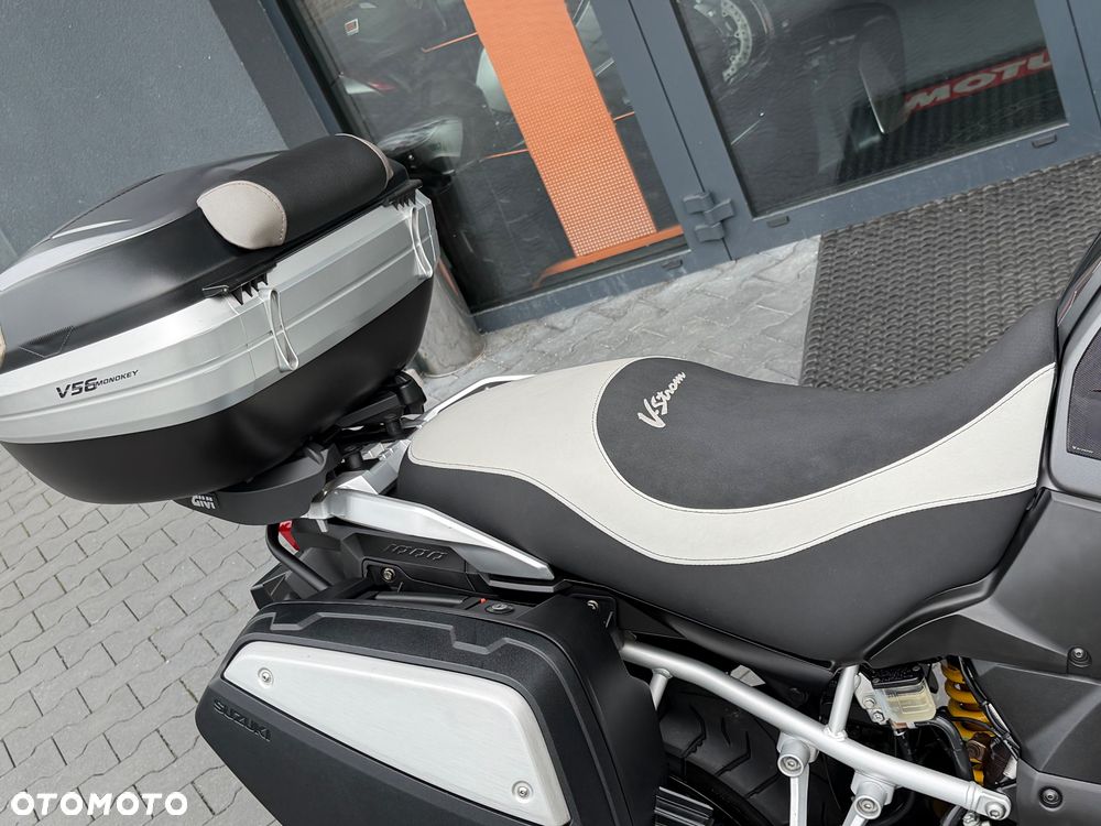 Suzuki V-STROM - 12