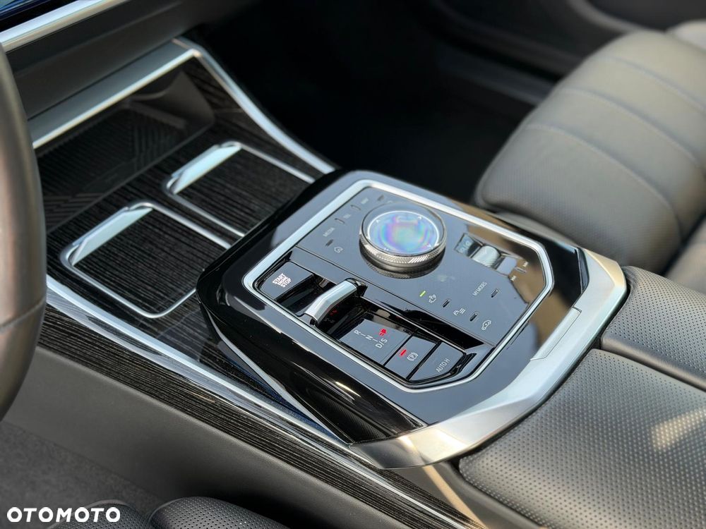 BMW Seria 7 740d xDrive mHEV M Sport sport - 19