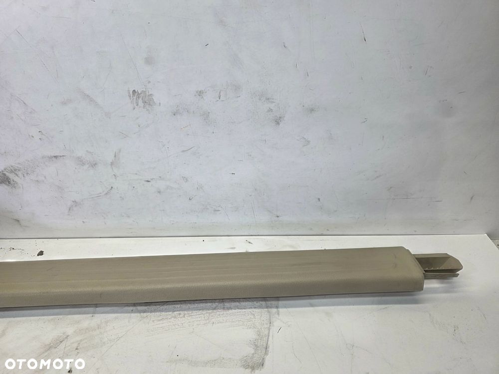 OSŁONA PŁUKA PROGU PRAWA AUDI A6 C6 4F1867272D K38 13S - 3