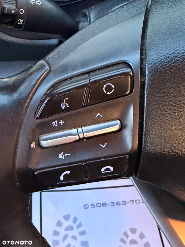 Hyundai Kona - 5