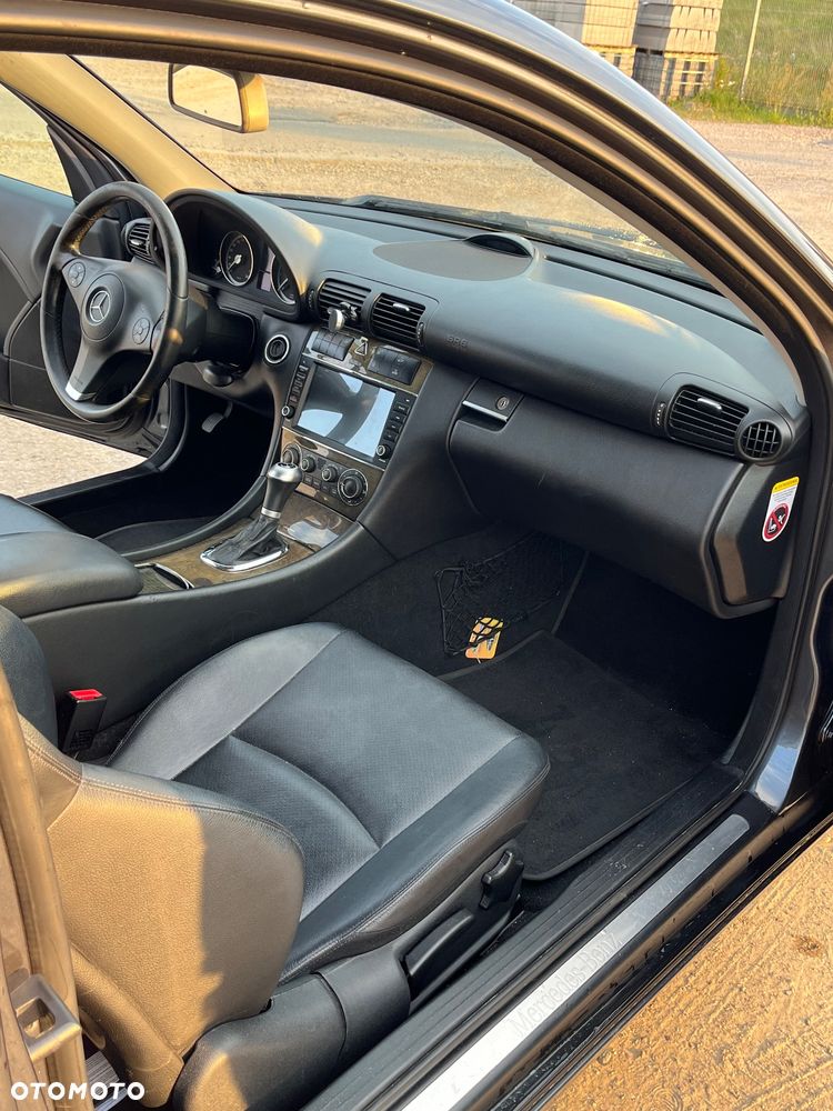 Mercedes-Benz CLC - 8