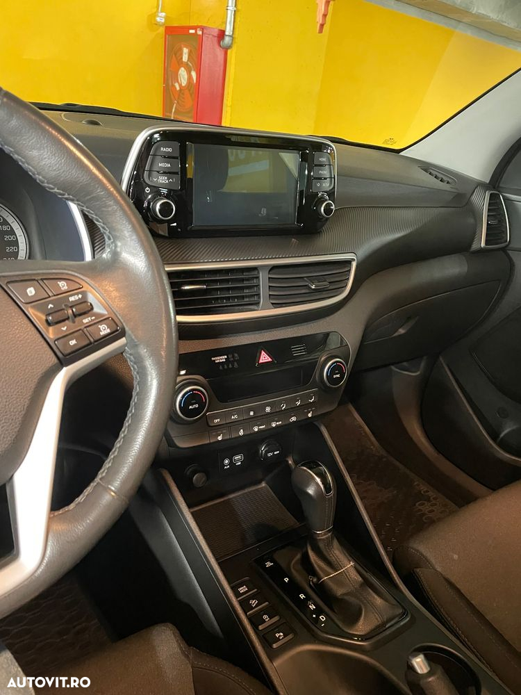 Hyundai Tucson 1.6 CRDi 4WD 7DCT Style - 9