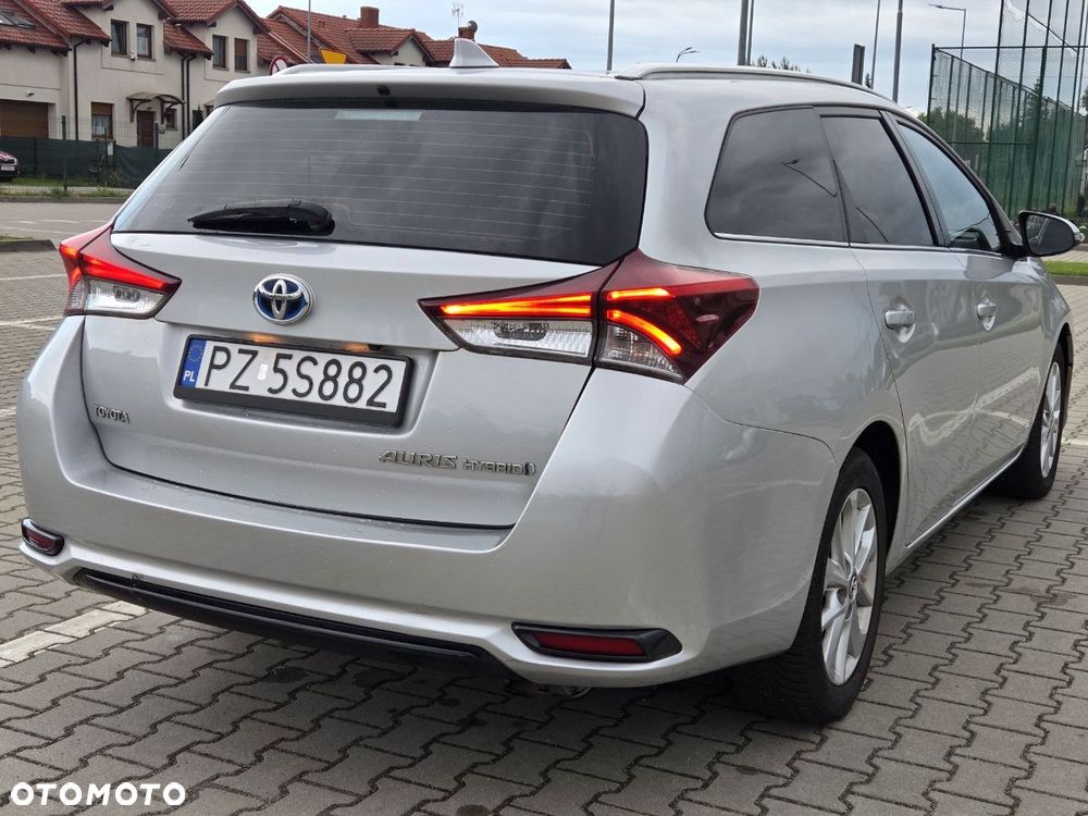 Toyota Auris - 14