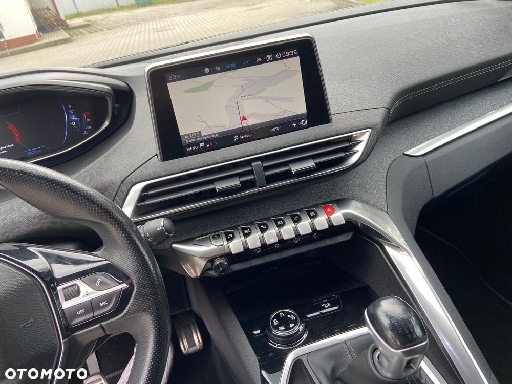 Peugeot 5008 - 14