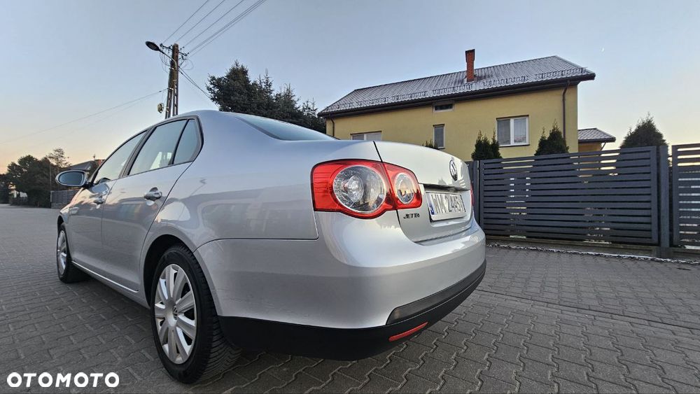 Volkswagen Jetta - 15