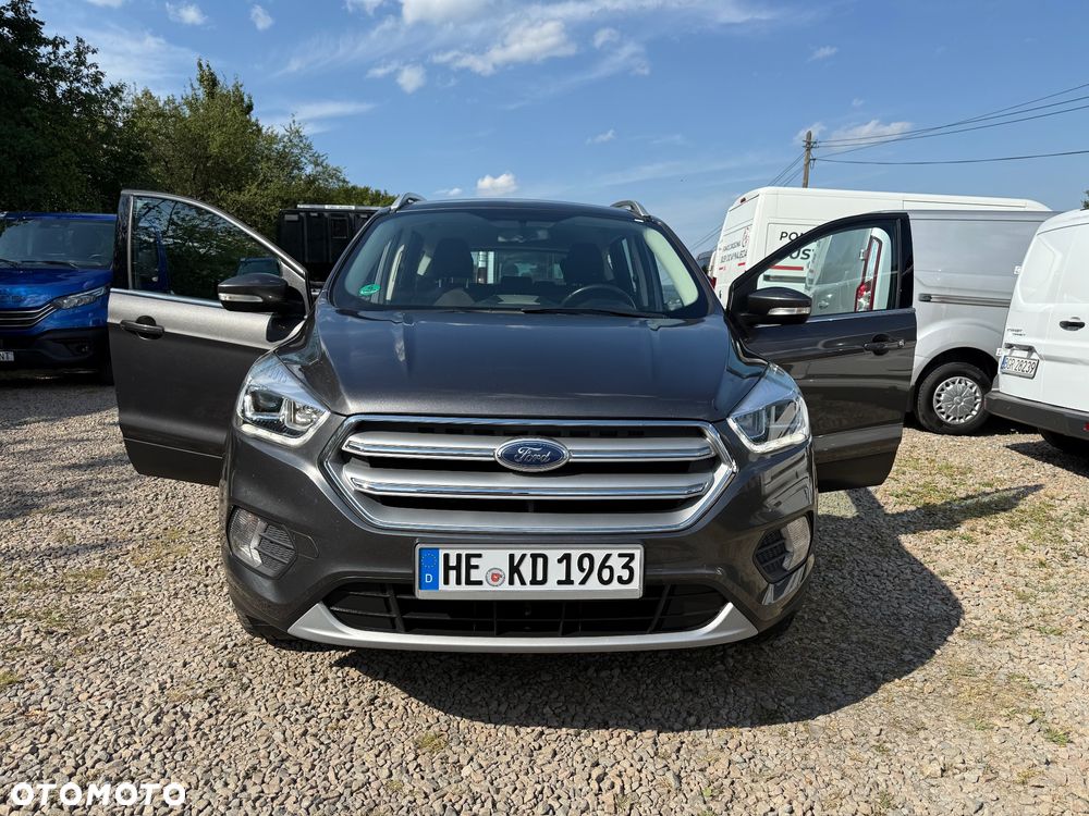 Ford Kuga - 36
