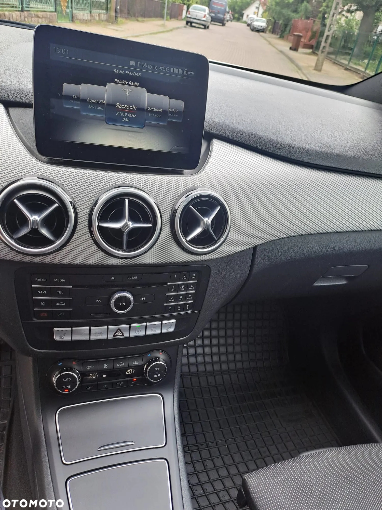 Mercedes-Benz Klasa B 180 7G-DCT - 21