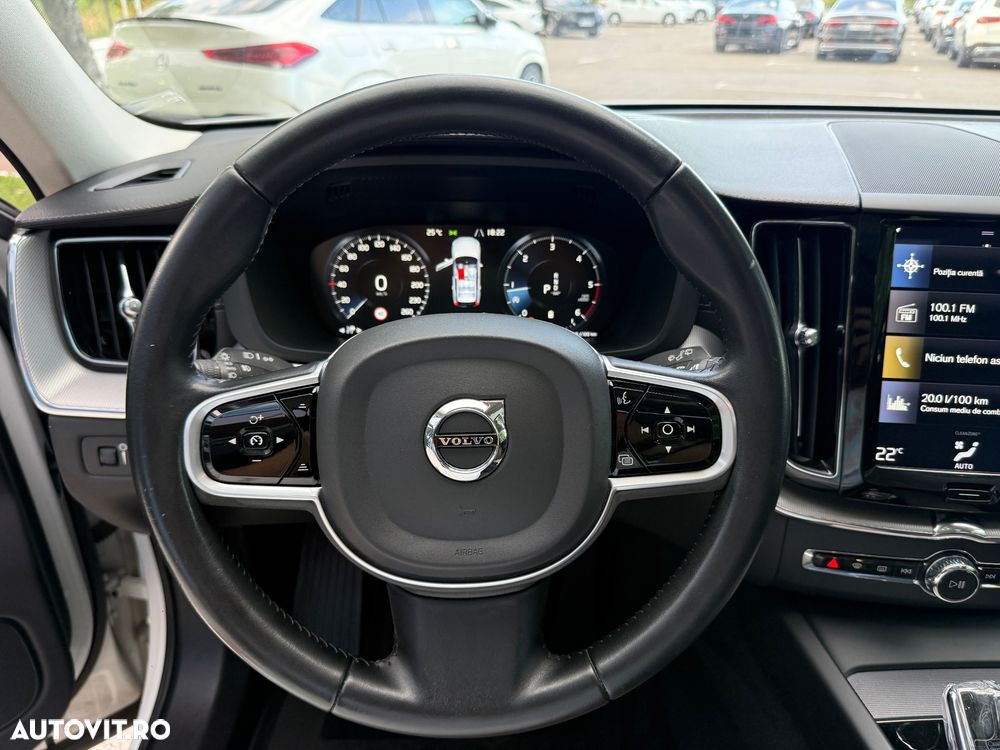 Volvo XC 60 B4 MHEV AWD Inscription - 23