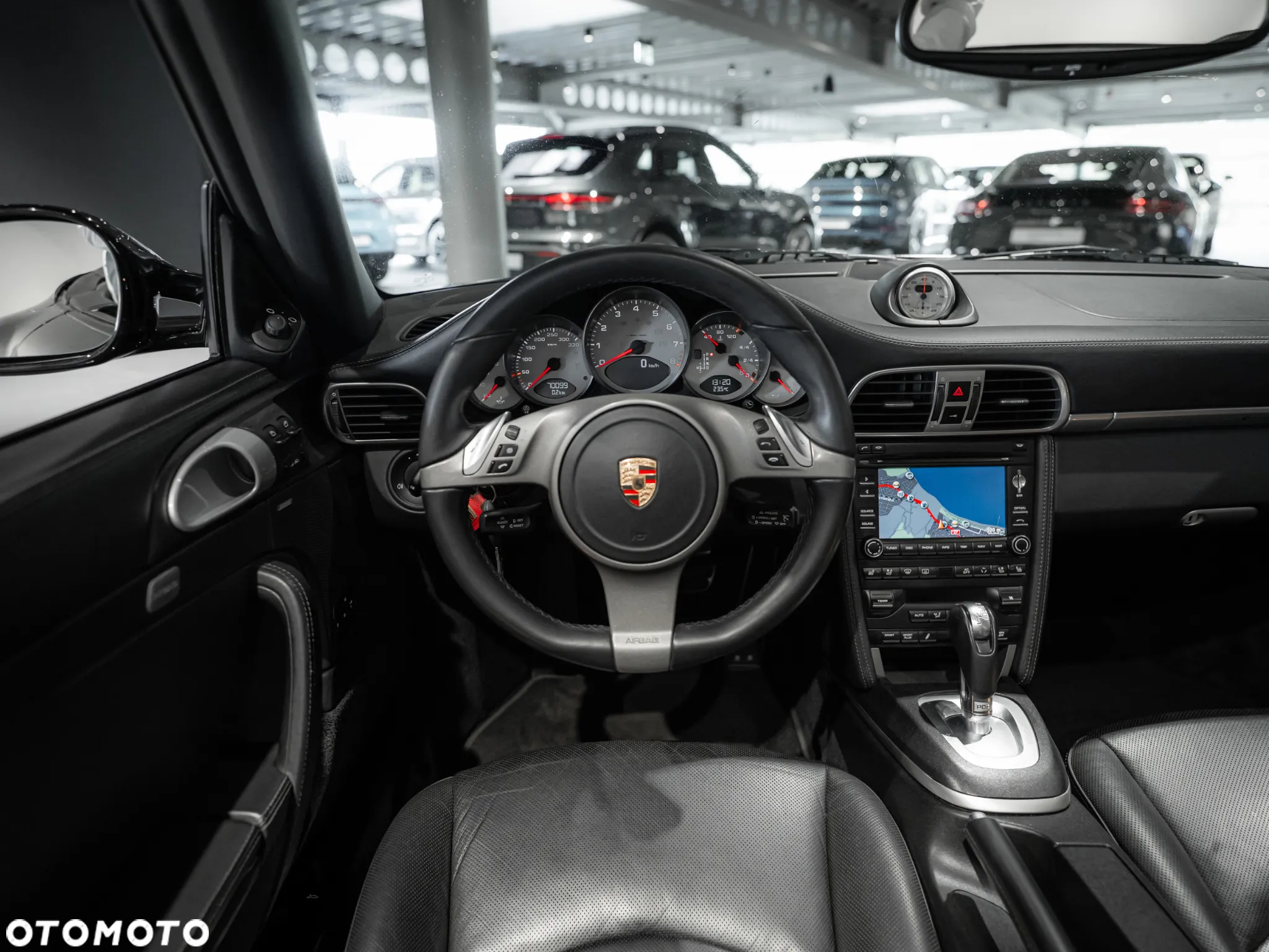 Porsche 911 Carrera 4S Cabriolet PDK - 28