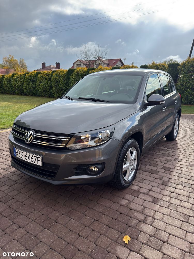 Volkswagen Tiguan - 1
