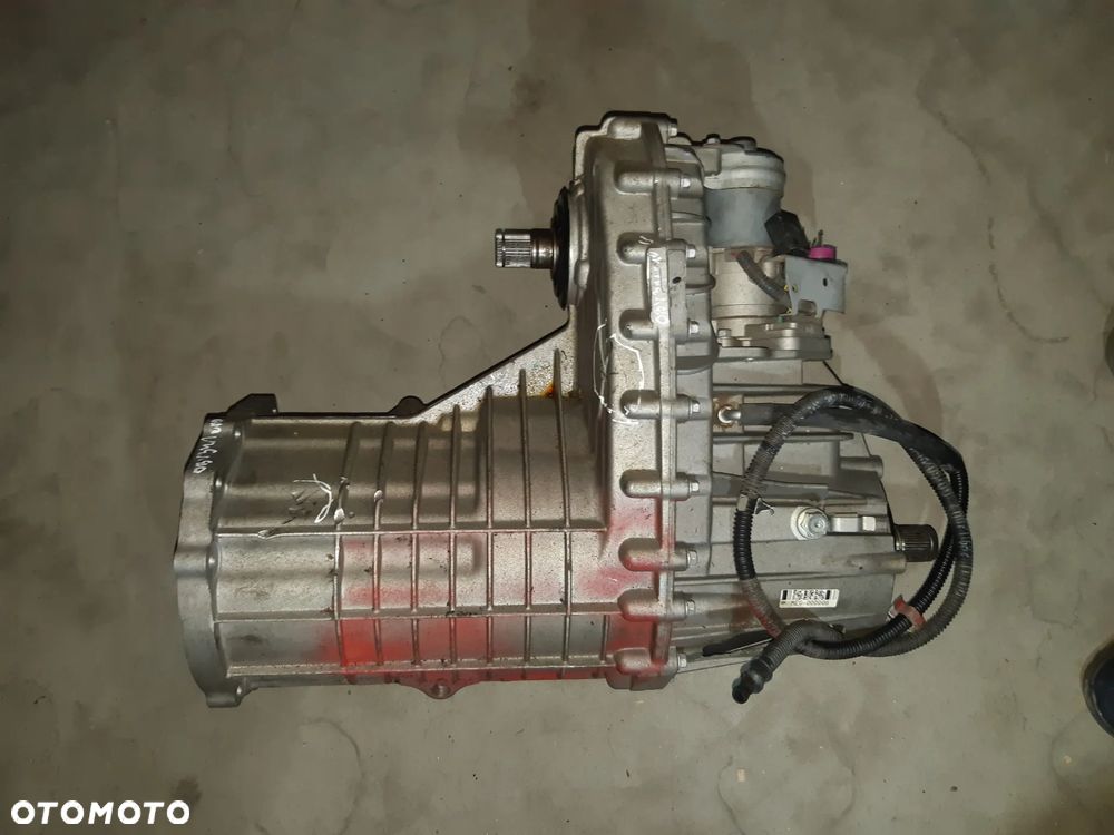 Reduktor Skrzyni Biegów VW Touareg 0BU341010G 0BV341010G - 1