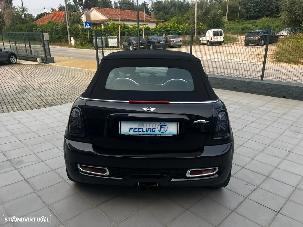 MINI Cabrio John Cooper Works - 6