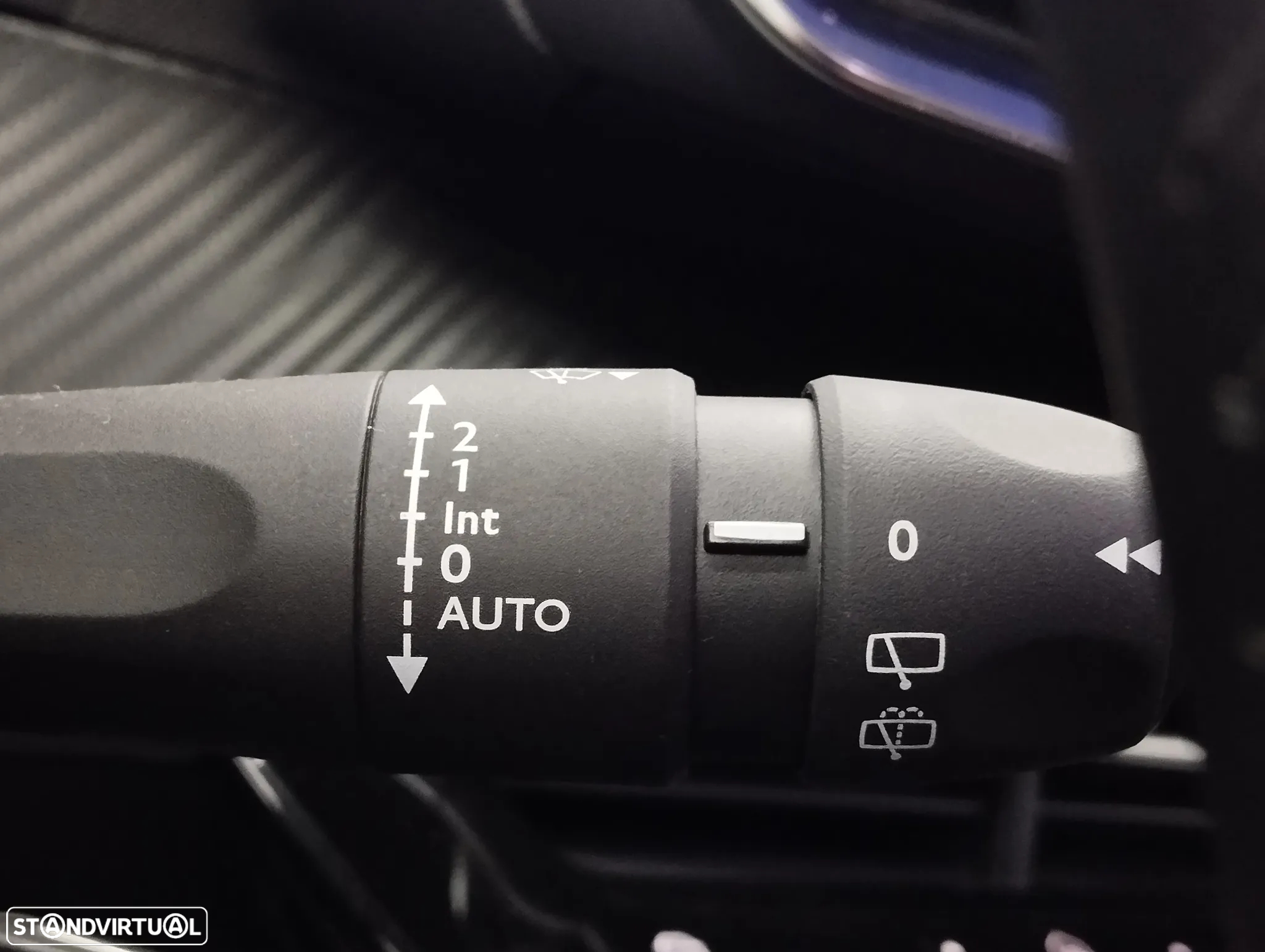 Peugeot 2008 1.2 PureTech Allure - 25