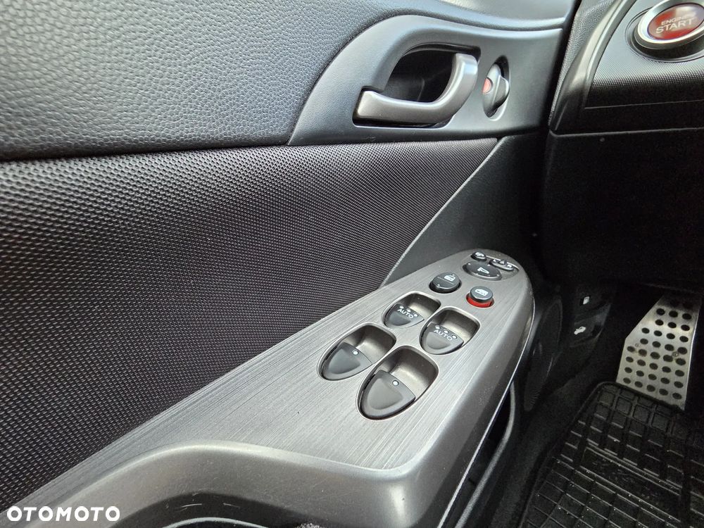 Honda Civic 1.8 Sport - 16