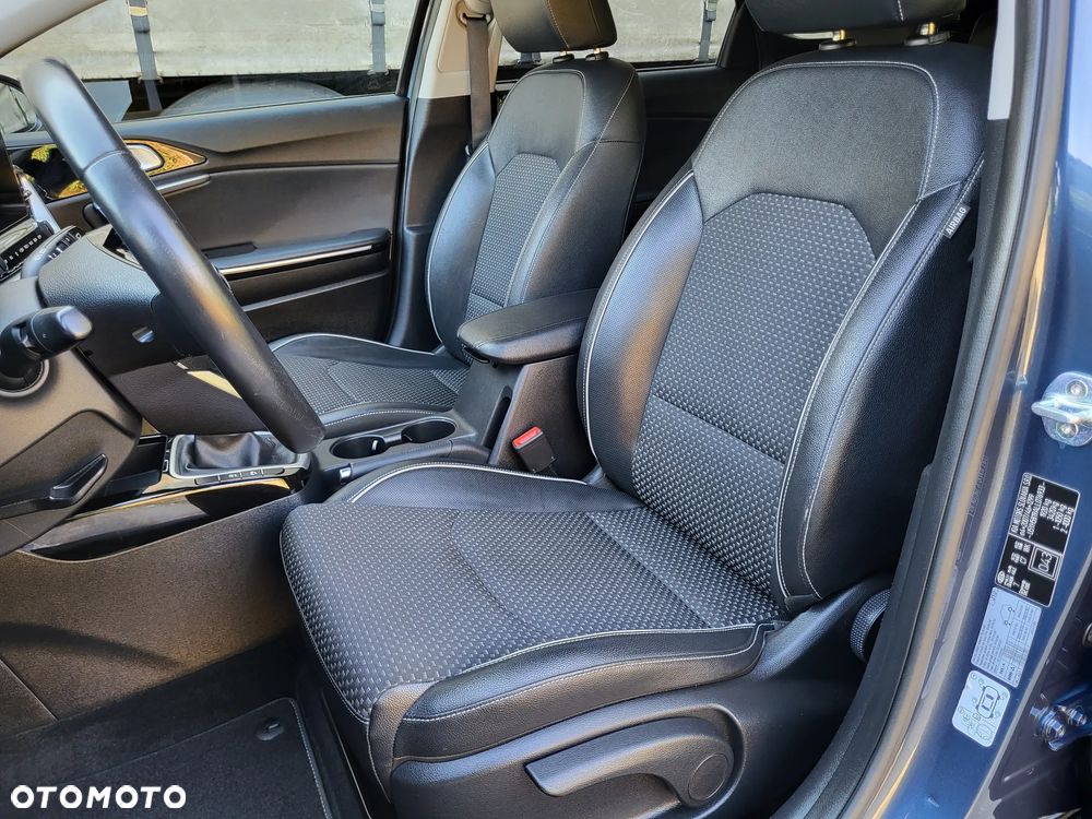 Kia Ceed - 18