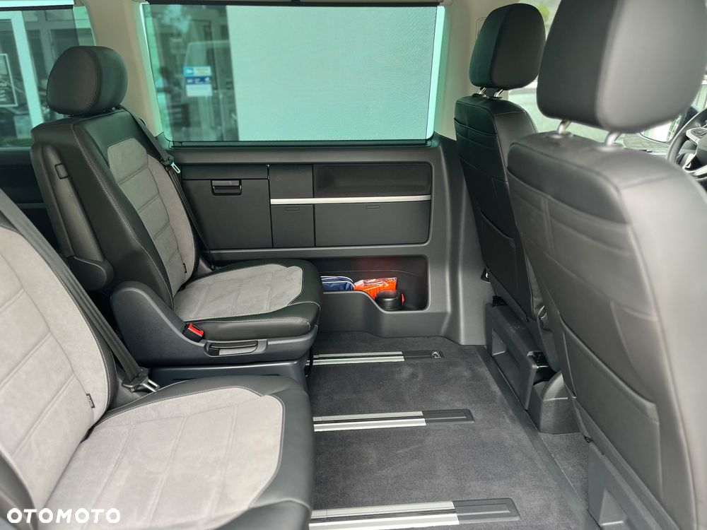 Volkswagen Multivan - 27
