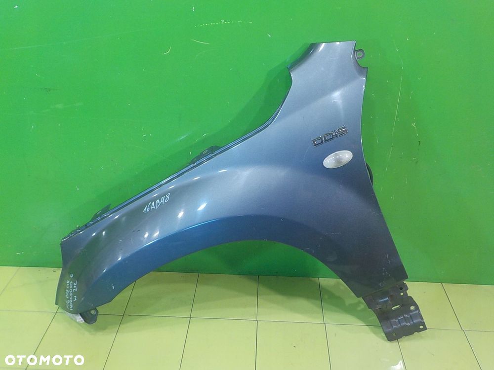 SUZUKI GRAND VITARA II 1.9 DCI 07r 5D blotnik lewy przod - 1